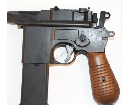 Пистолет пневматический Umarex Legends C96