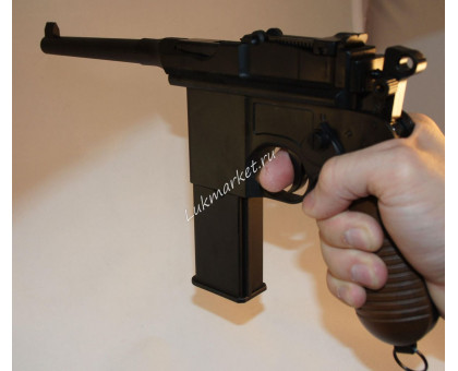 Пистолет пневматический Umarex Legends C96