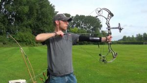 блочный лук Bear Archery Carnage